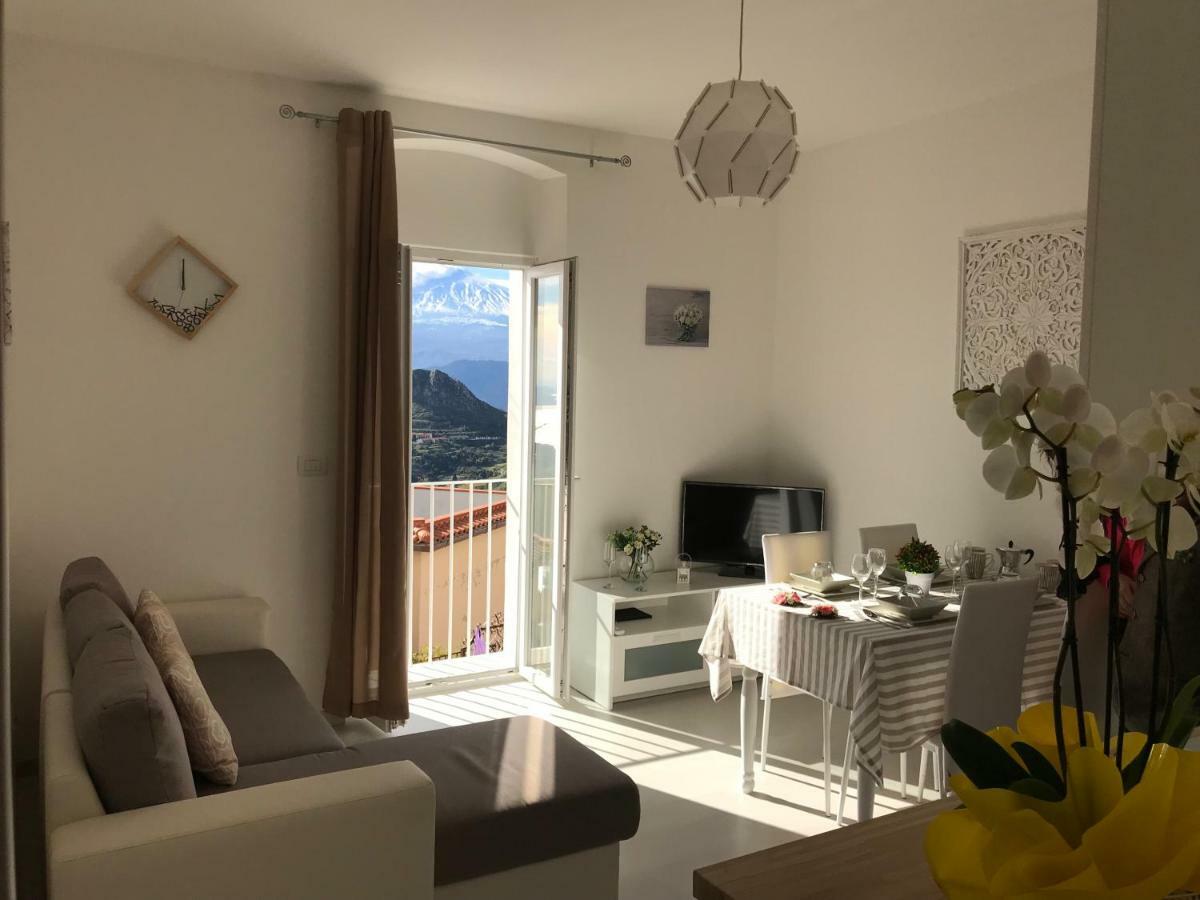 Ferienwohnung Giorgiada Luxury Castelmola Exterior foto